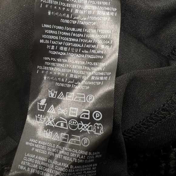 Guess Top Womens Medium Black Matilda Shadow Mesh Peplum Sleeveless Fitted USA - Picture 8 of 12